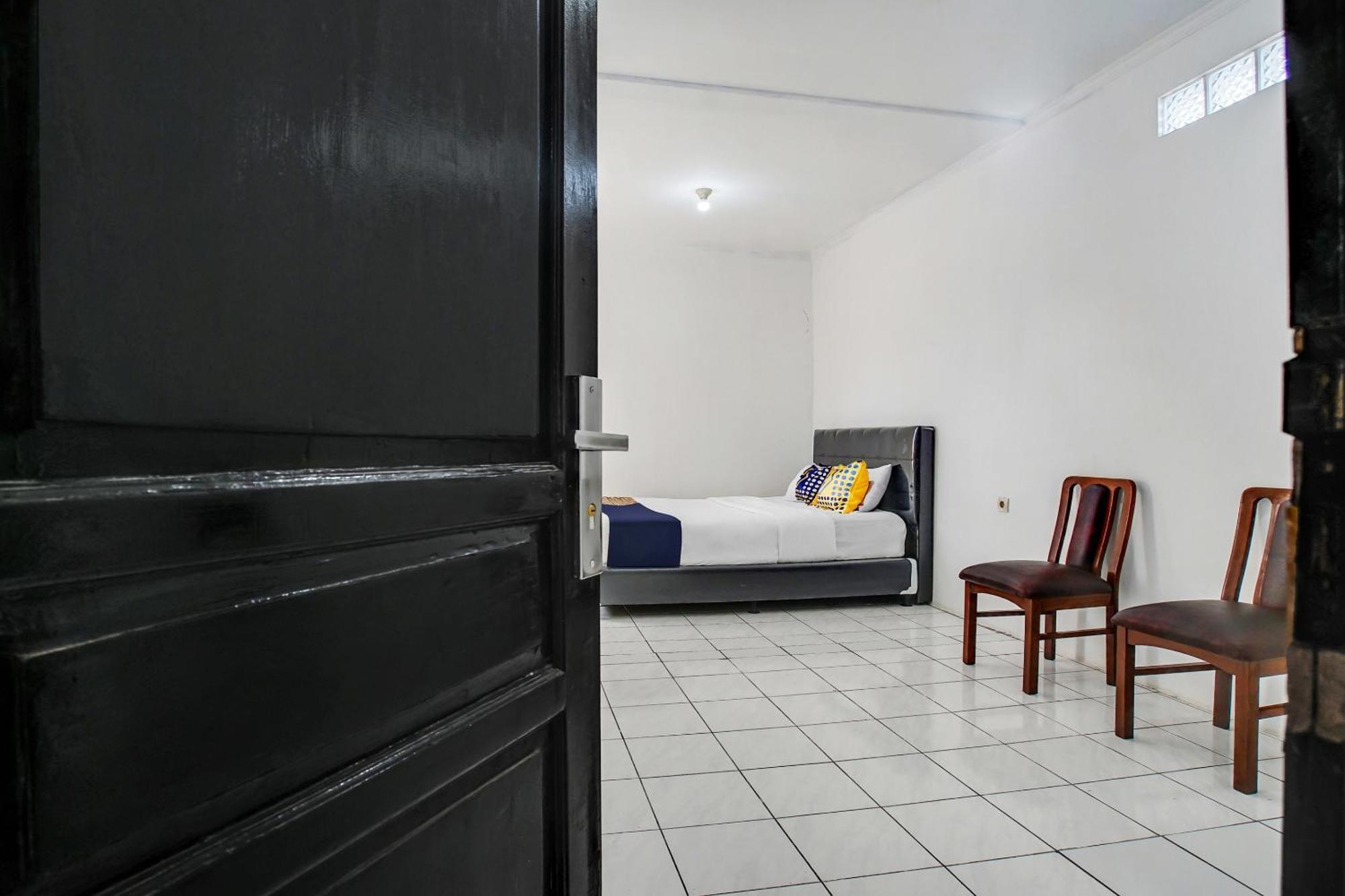 Spot On 91117 Sriwijaya Residence Syariah บันดุง ภายนอก รูปภาพ