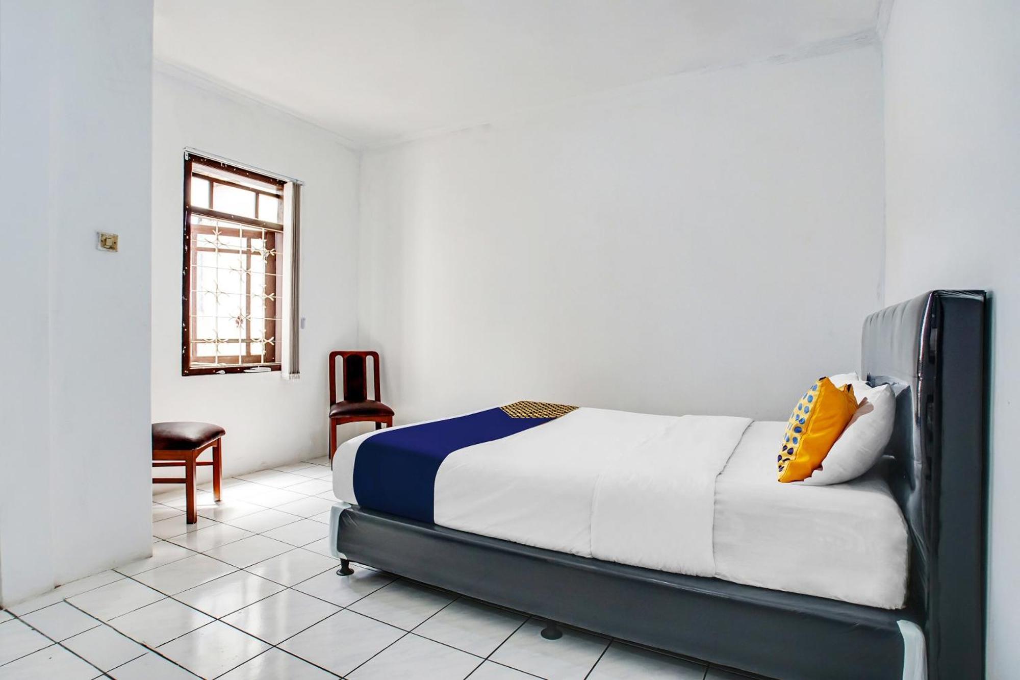 Spot On 91117 Sriwijaya Residence Syariah บันดุง ภายนอก รูปภาพ